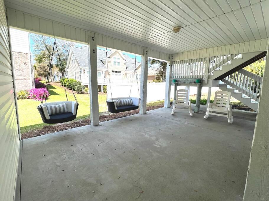 Walk To The Beach-Sleeps 10 And Golfcart Миртъл Бийч Екстериор снимка