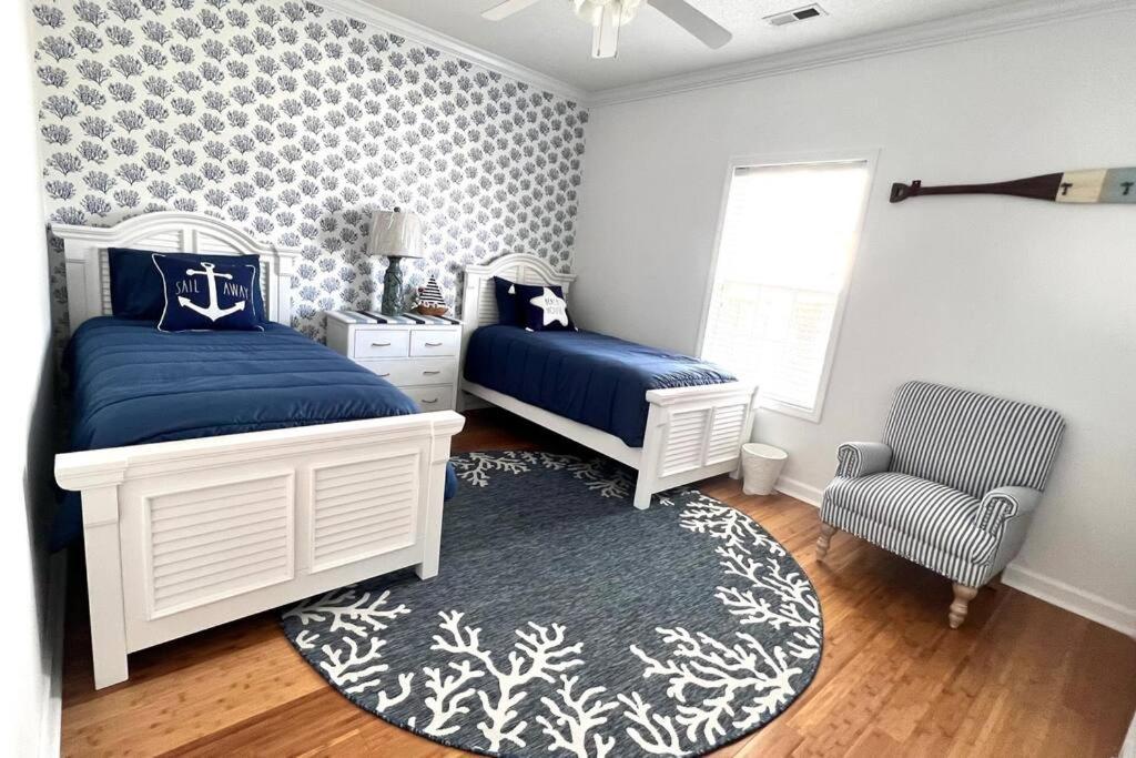 Walk To The Beach-Sleeps 10 And Golfcart Миртъл Бийч Екстериор снимка