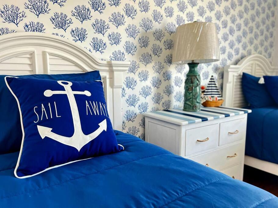 Walk To The Beach-Sleeps 10 And Golfcart Миртъл Бийч Екстериор снимка