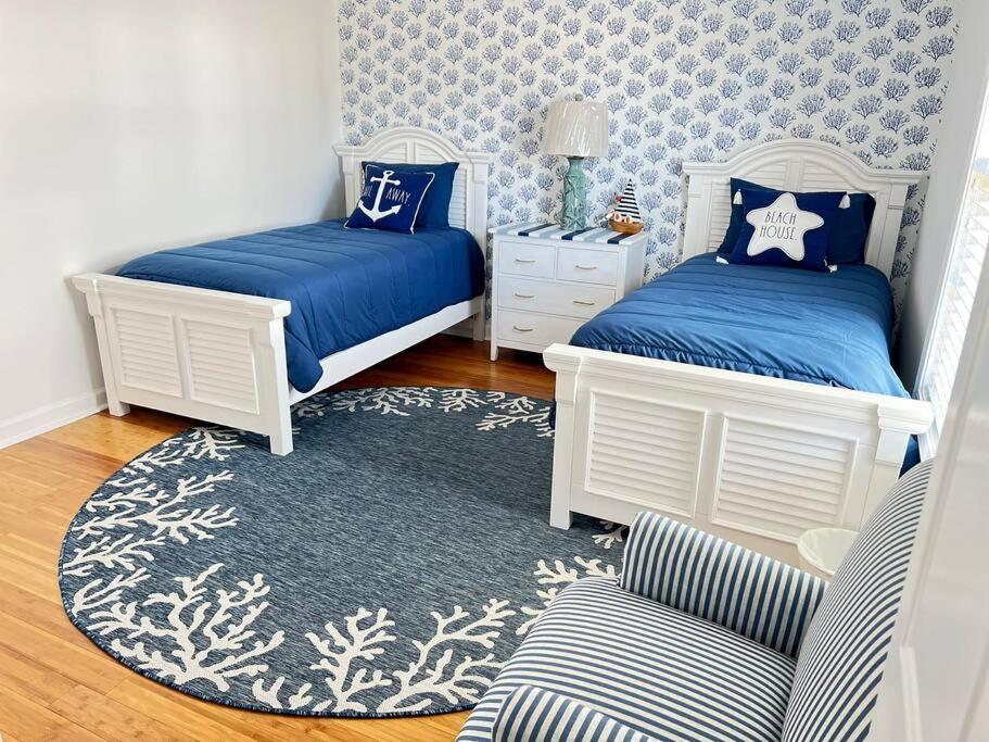 Walk To The Beach-Sleeps 10 And Golfcart Миртъл Бийч Екстериор снимка